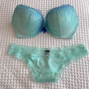 VS Lace Bra and Panty Set
